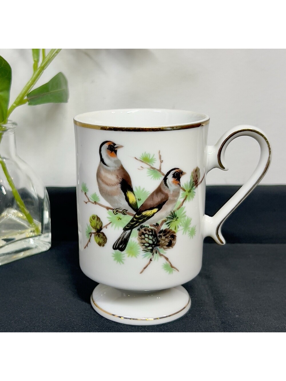 Vintage Royal Crown Porcelain Footed BIRD Mug R6185 Japan Songbird